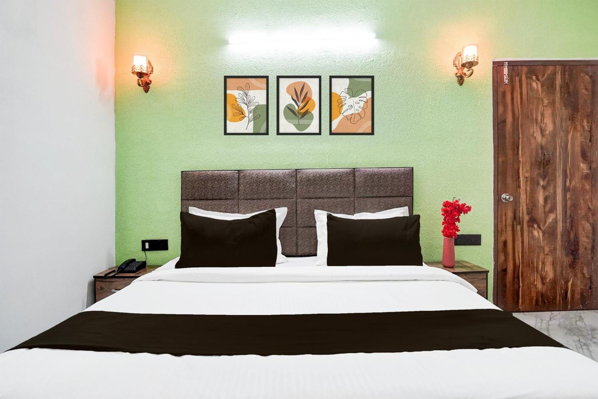 Collection O Shandilya Grand Residency Greater Noida Exterior photo
